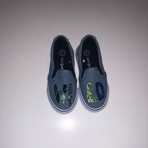 Boys shoes